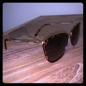 Max Mara classic sunglasses with case